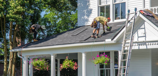 Best Flat Roof Repair Services  in Crenshaw, MS